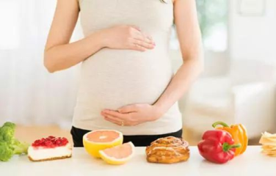 孕期的營養寶典：葉酸、復合維生素、DHA