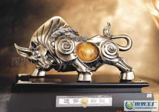 運勢如虹、牛擺件、仿銅牛、樹脂擺件_禮品、工藝品、飾品_世界工廠網(wǎng)中國產(chǎn)品信息庫