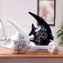 最新陶瓷工藝品擺件推薦 精致陶瓷狗的工藝魅力